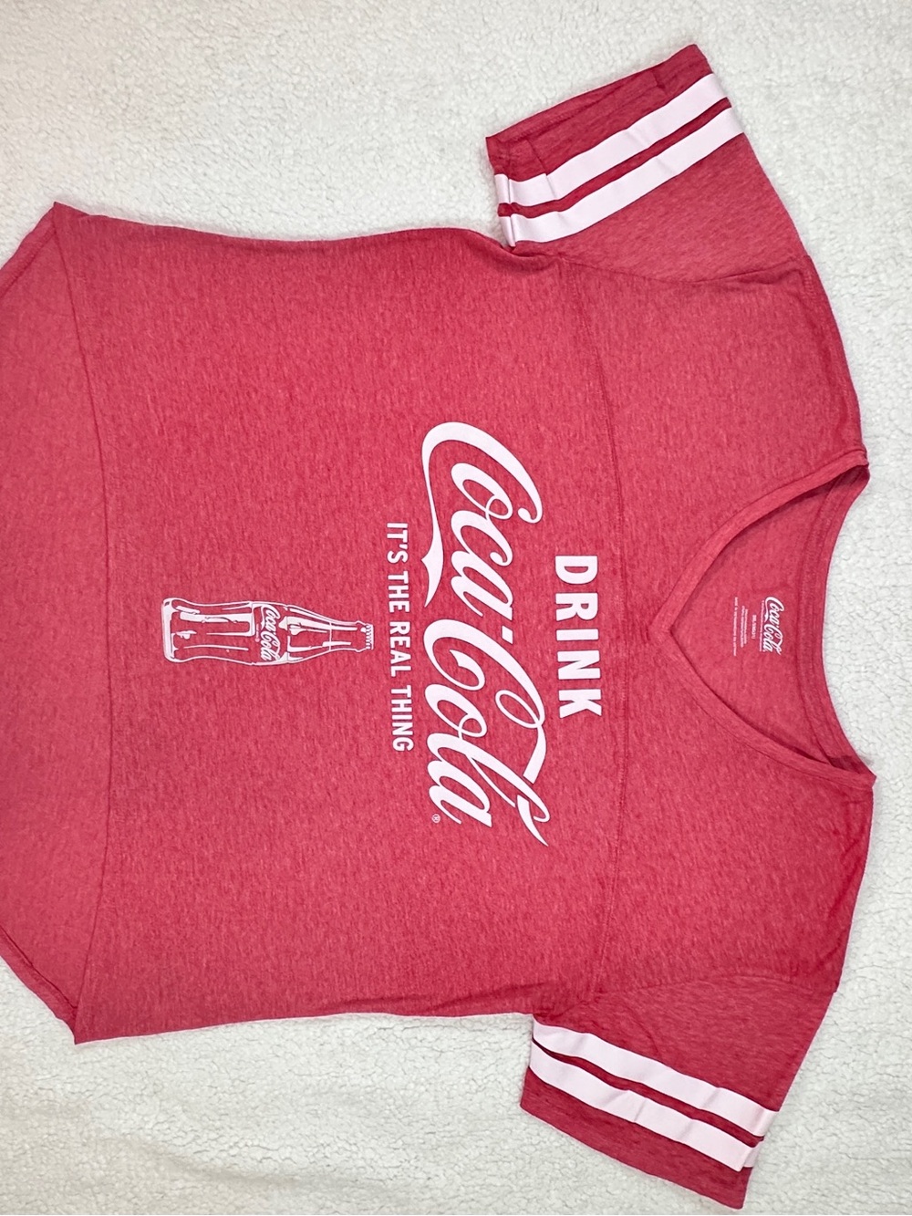 Coca Cola Women's Red V-Neck Tee breathable 53% cotton - Picture 5 of 8